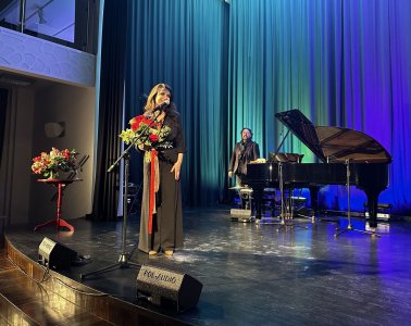 Katarzyna Pakosińska "Trzy dekady śmiechu"